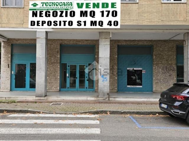 Locale Commerciale in vendita a Zona Omogenea Milano Nord, Cinisello Balsamo