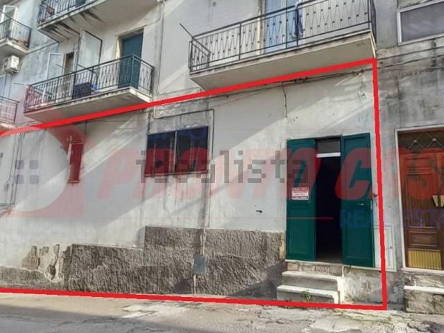 Locale Commerciale in vendita a Puglia, Foggia