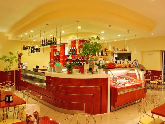 Locale Commerciale in vendita a Puglia, Brindisi