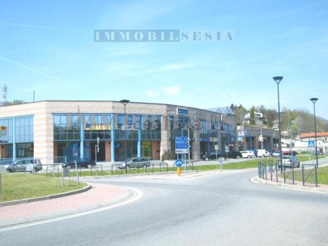 Locale Commerciale in vendita a Piemonte, Biella
