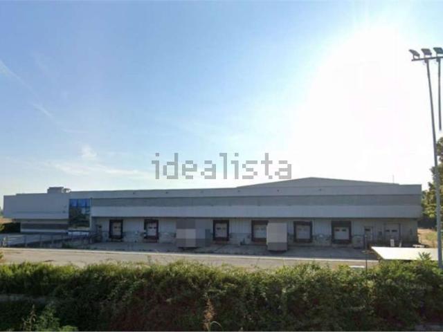 Locale Commerciale in vendita a Monselice, Veneto
