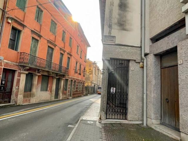 Locale Commerciale in vendita a Salsa, Vittorio Veneto