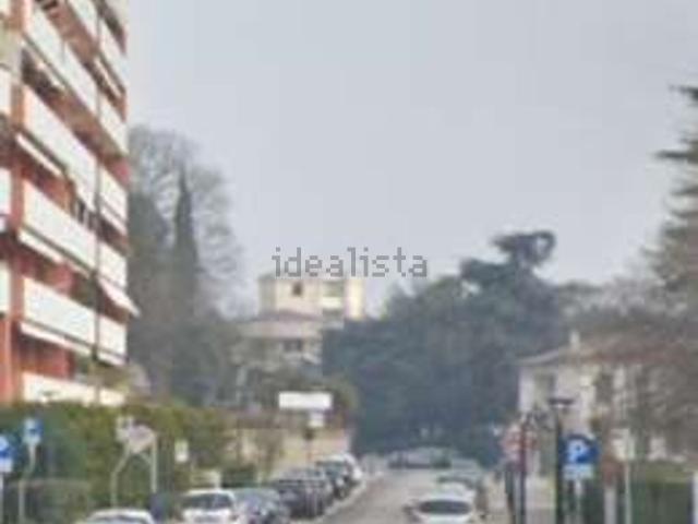 Locale Commerciale in vendita a Turri, Montegrotto Terme