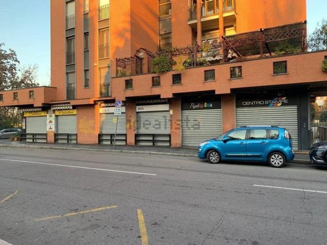 Locale Commerciale in vendita a Municipio 7, Milano