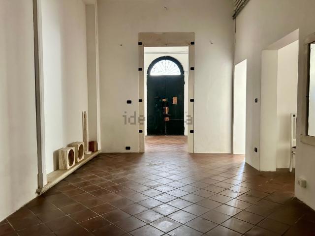 Locale Commerciale in vendita a Padova