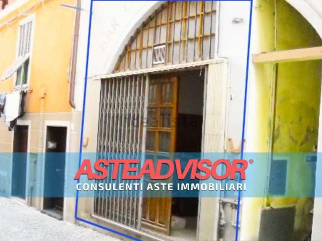 Locale Commerciale in vendita a Camporosso, Liguria