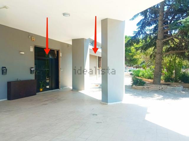 Locale Commerciale in vendita a Poggiofranco, Puglia