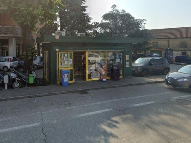Locale Commerciale in vendita a Piemonte, Torino