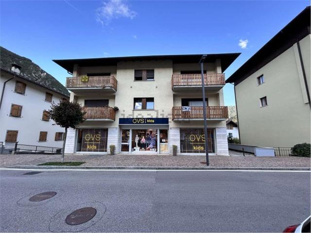Locale Commerciale in vendita a Comunità delle Giudicarie, Tione Di Trento