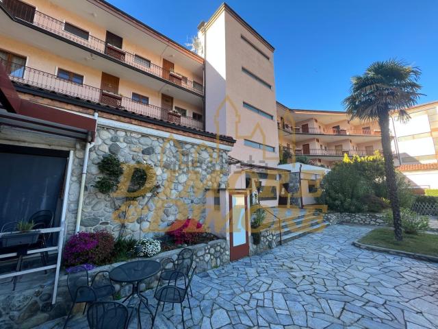 Locale Commerciale in vendita a Comunità Montana Valli del Verbano, Brezzo Di Bedero