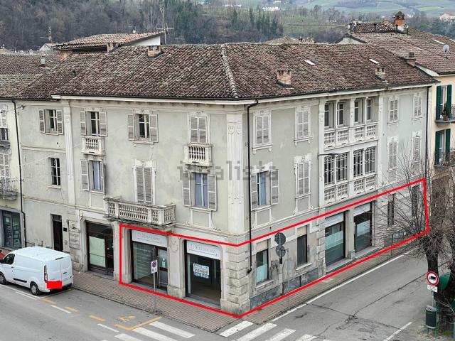 Locale Commerciale in vendita a Piemonte, Cuneo