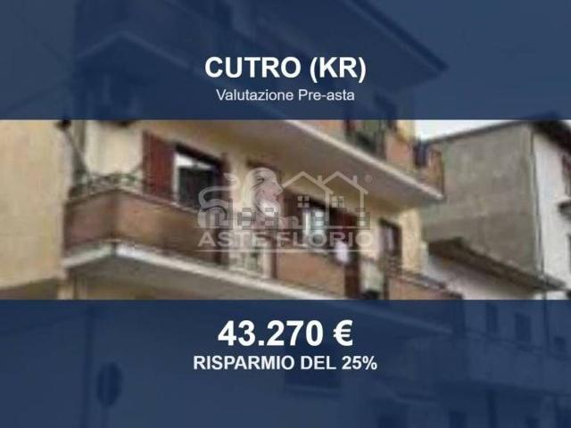 Locale Commerciale in vendita a Calabria, Crotone