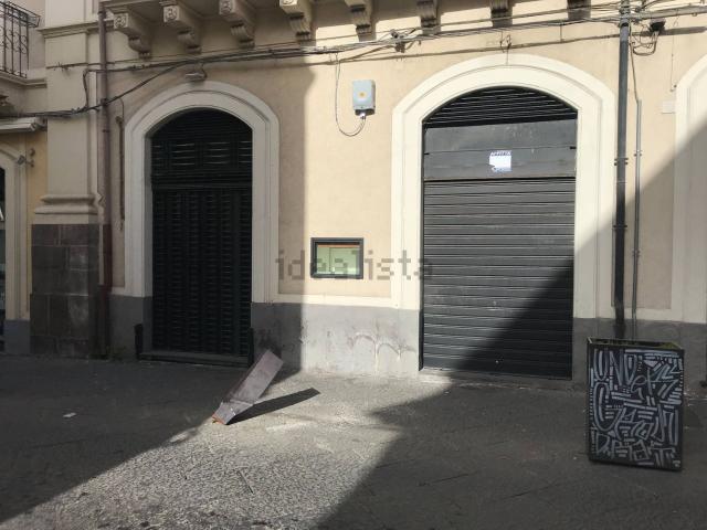 Locale Commerciale in vendita a Paternò, Sicilia