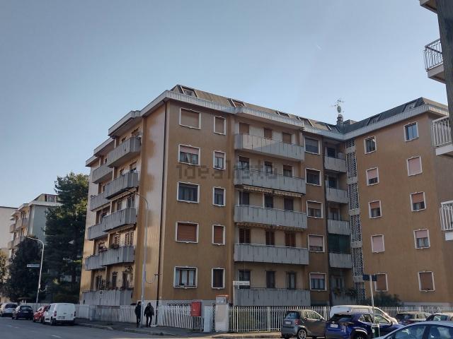 Locale Commerciale in vendita a Zona Omogenea Milano Nord, Bresso