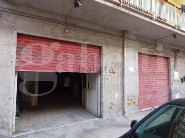 Locale Commerciale in vendita a Bagheria, Sicilia