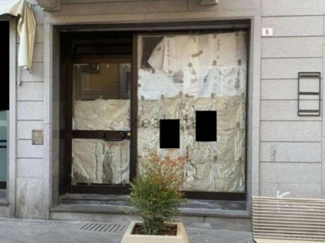 Locale Commerciale in vendita a Piemonte, Alessandria