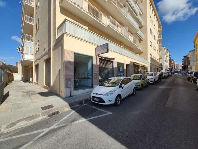 Locale Commerciale in vendita a San Pietro, Cala Di Volpe