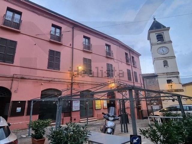 Locale Commerciale in vendita a Unione della Romagna Faentina, Brisighella