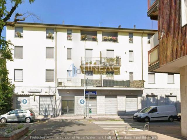 Locale Commerciale in vendita a Buccinasco, Lombardia