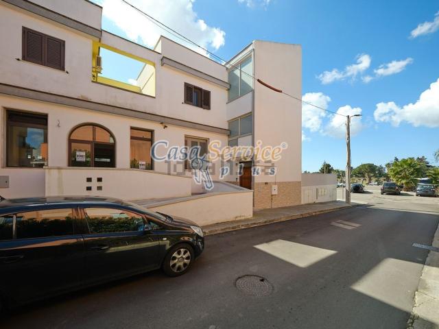 Locale Commerciale in vendita a Puglia, Lecce
