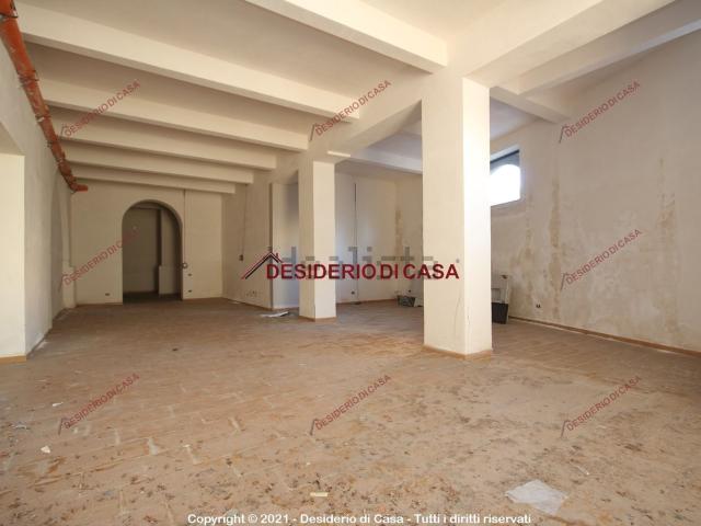 Locale Commerciale in vendita a Termini Imerese, Sicilia