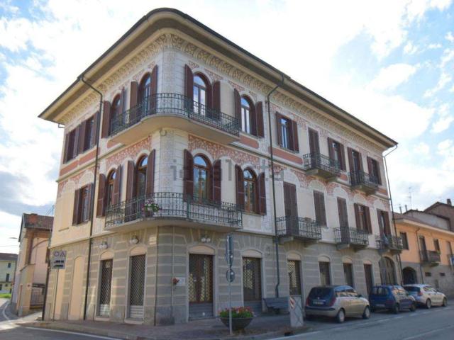 Locale Commerciale in vendita a Piemonte, Cuneo
