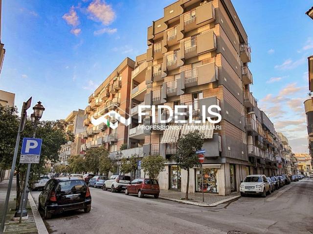 Locale Commerciale in vendita a Puglia, Barletta-andria-trani