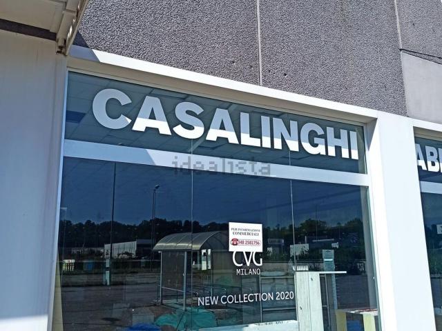 Locale Commerciale in vendita a Piemonte, Novara