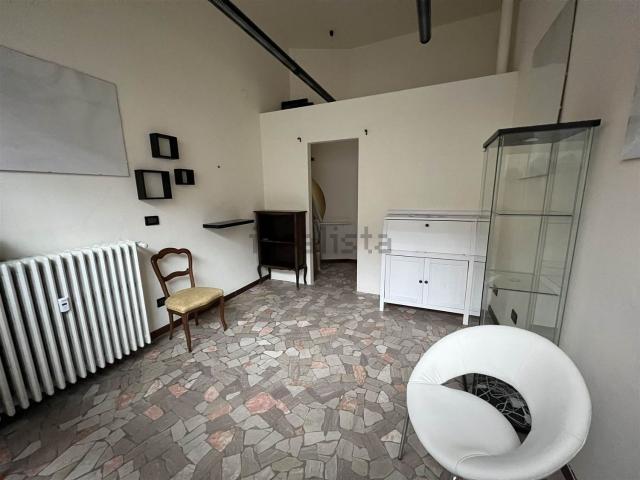 Locale Commerciale in vendita a Colda, Sondrio
