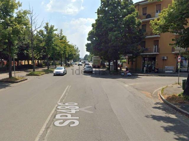 Locale Commerciale in vendita a San Faustino-Madonnina-Quattroville, Modena
