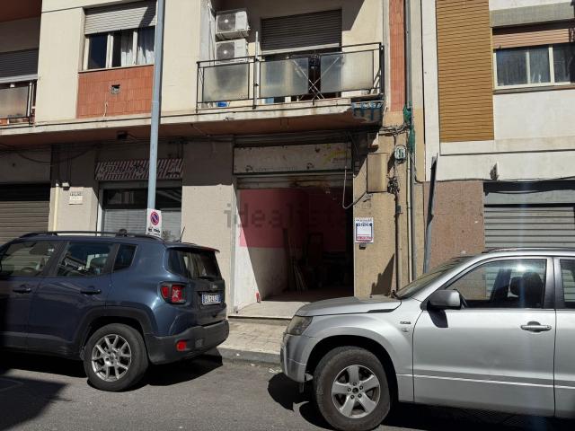 Locale Commerciale in vendita a IV Circoscrizione, Messina