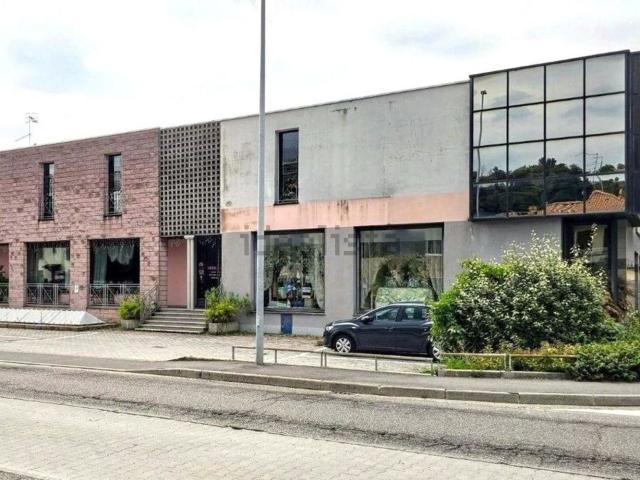 Locale Commerciale in vendita a Villaggio Giardino, Arzignano