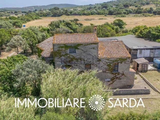 Locale Commerciale in vendita a Palau, Sardigna/Sardegna