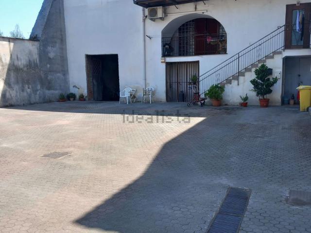 Locale Commerciale in vendita a Borgo Casamale, Somma Vesuviana
