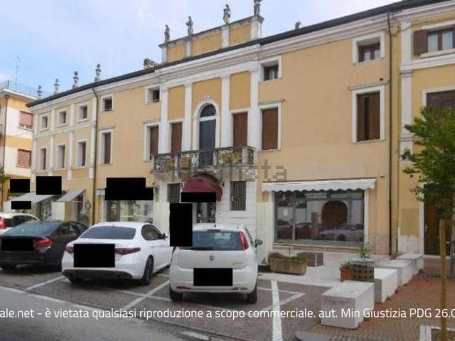 Locale Commerciale in vendita a San Vito, Cerea