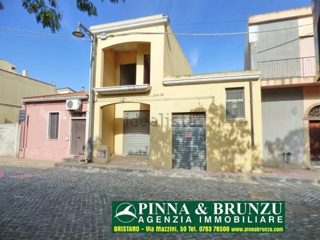 Locale Commerciale in vendita a Baratili San Pietro, Sardigna/Sardegna