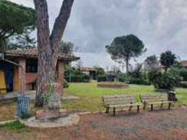 Locale Commerciale in vendita a Gorarella, Monte Argentario
