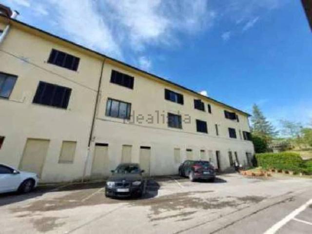 Locale Commerciale in vendita a Chieci, Castelnuovo Berardenga