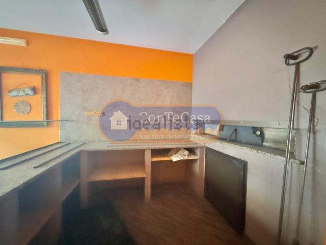 Locale Commerciale in vendita a Porto Torres, Sardigna/Sardegna