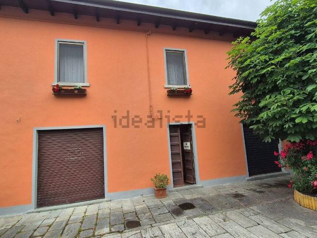 Locale Commerciale in vendita a Unione dei comuni del Frignano, Fiumalbo