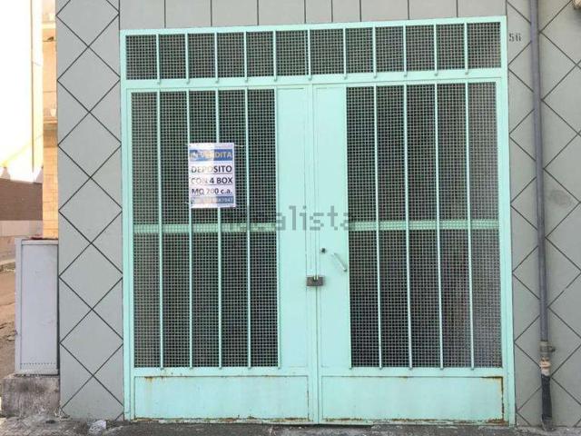 Locale Commerciale in vendita a Puglia, Barletta-andria-trani