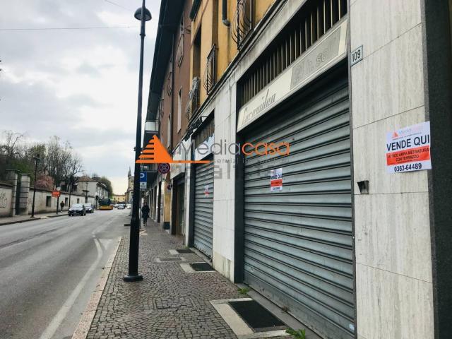 Locale Commerciale in vendita a Cassano D'adda, Lombardia