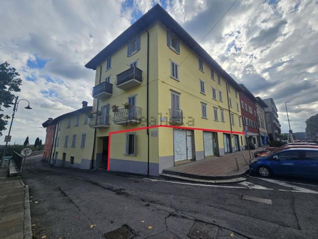 Locale Commerciale in vendita a Brembate Di Sopra, Lombardia