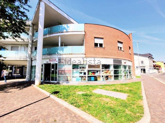 Locale Commerciale in vendita a Novate Milanese, Lombardia