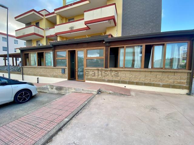 Locale Commerciale in vendita a Porto Torres, Sardigna/Sardegna