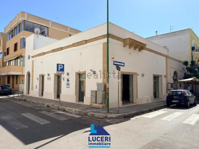 Locale Commerciale in vendita a Puglia, Lecce