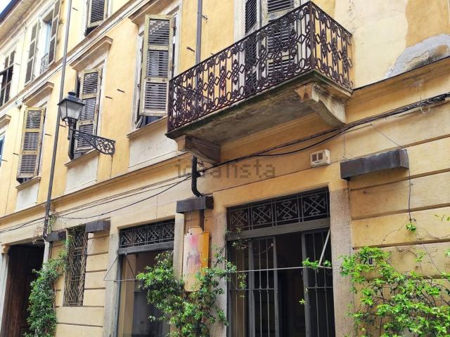 Locale Commerciale in vendita a Piemonte, Alessandria