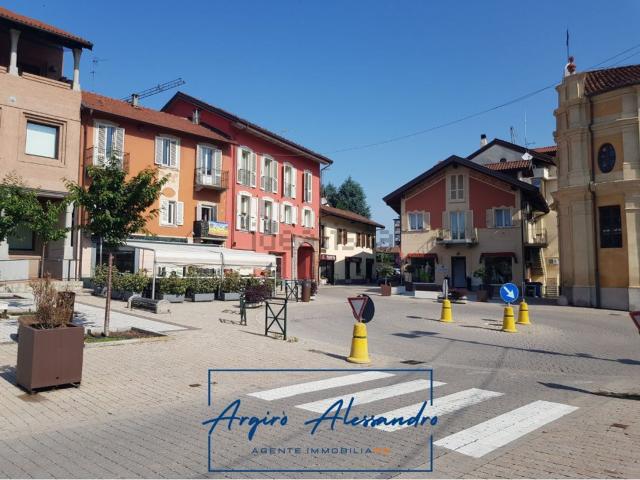 Locale Commerciale in vendita a Borgo Melano, Piemonte