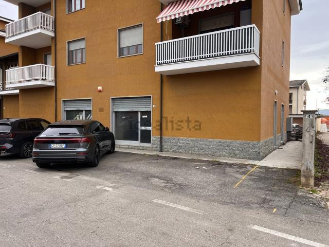 Locale Commerciale in vendita a Piemonte, Cuneo