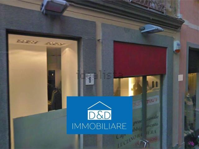 Locale Commerciale in vendita a Piazzo, Piemonte